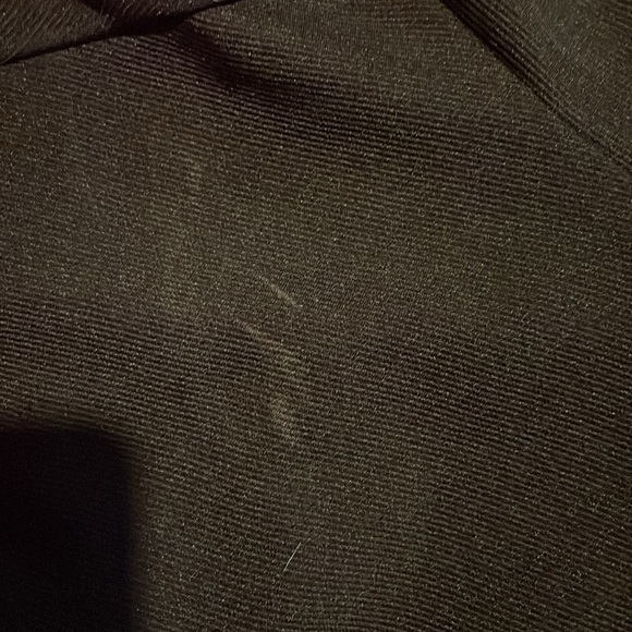 Black tank top - Picture 3 of 5